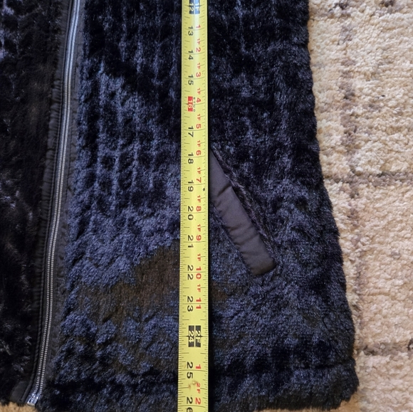 Casual  Black Faux Fur & Quilted Reversible Zip Front Vest L - Picture 3 of 7